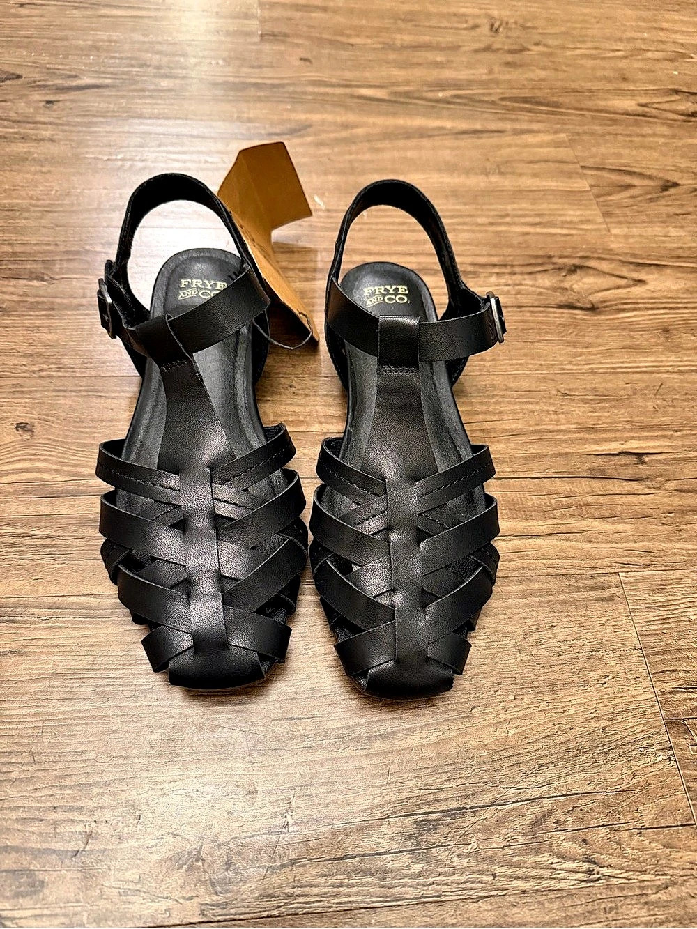 Frye MEEHAN Leather Woven Sandals US 7M new with tags